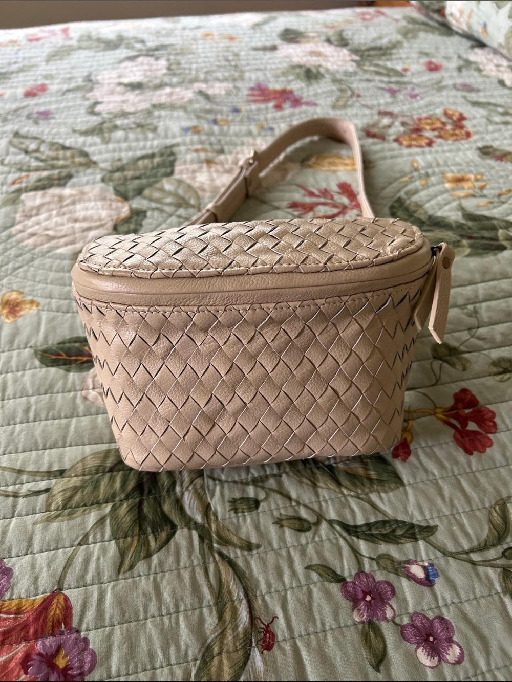 Woven Remy Crossbody Bag - Cream